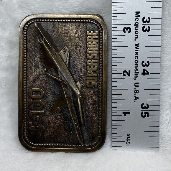 Vintage‎ US Military F-100 Super Sabre Aircraft Commemorative Belt Buckle metal - Picture 2 of 5